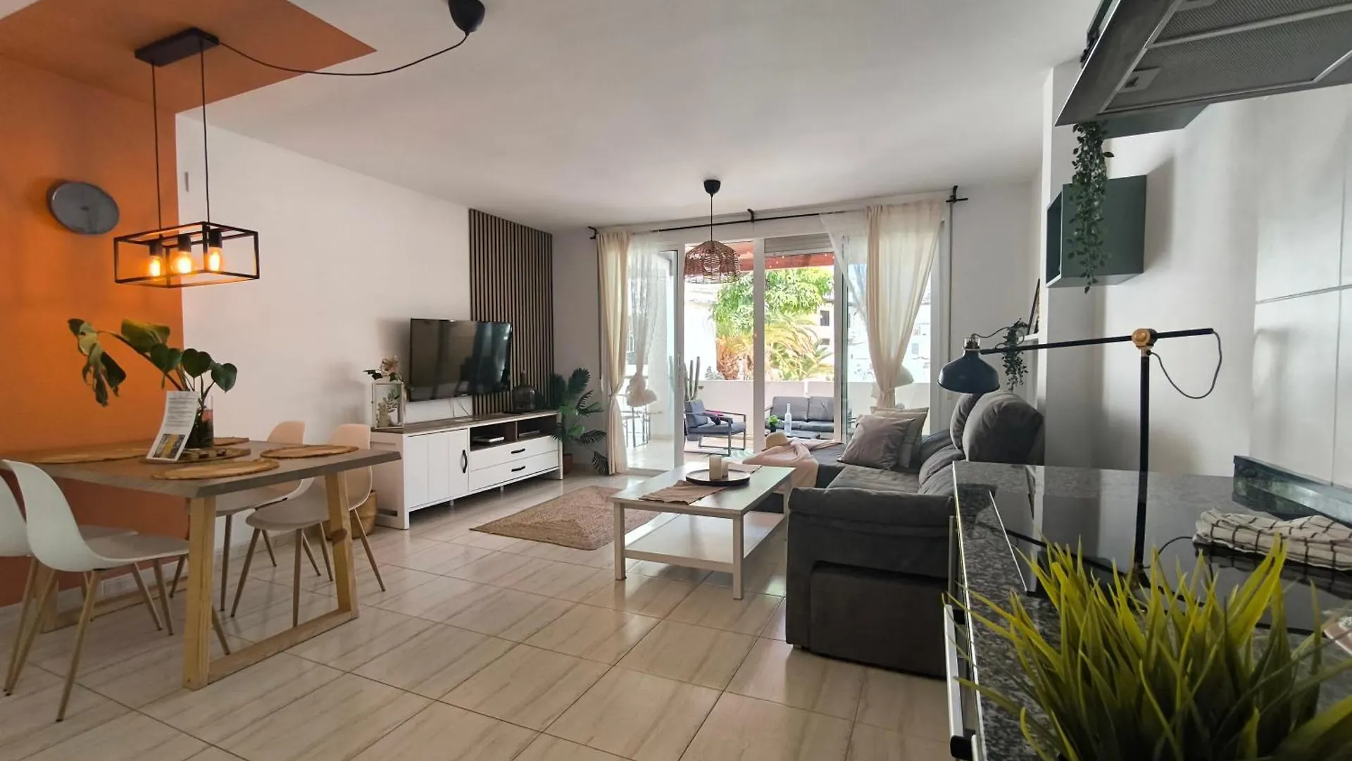Rentenerife Magec Swing & Sun Amarilla Golf San Miguel de Abona Apartamento